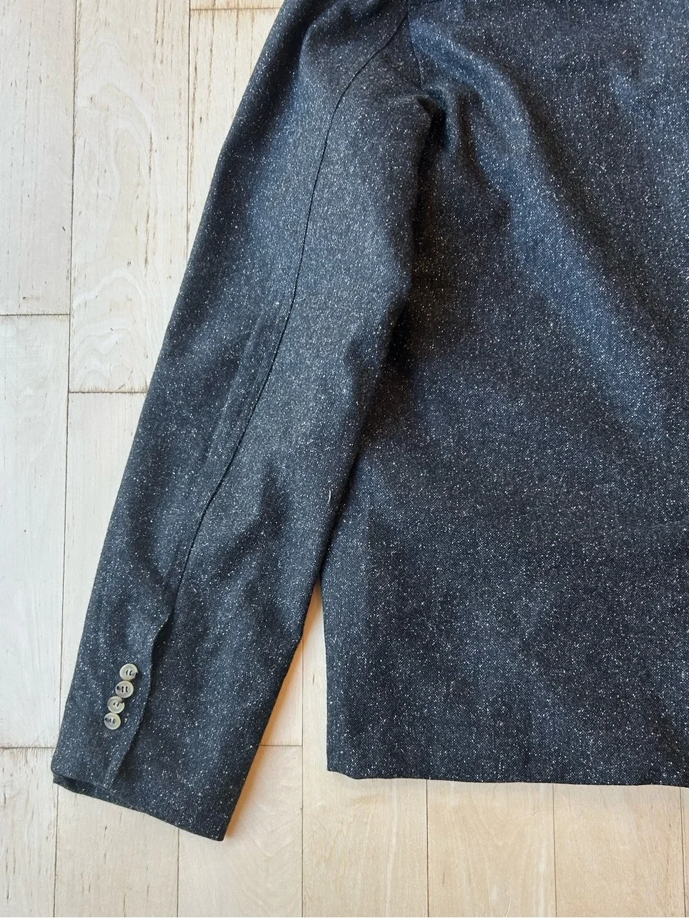 Alexandria Men’s Black Speckled Wool-Blend Double-Breasted Jacket Size Medium